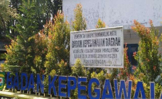 Terlambat Cairkan Dana Desa, Kadis PMD Mandailing Natal Mengundurkan Diri