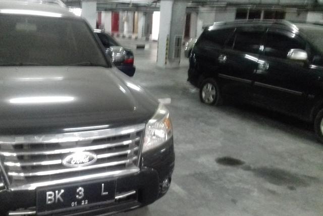 Banyak Mobil Dinas Tak Terpakai di DPRD Sumut