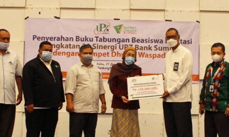 Bank Sumut Serahkan Zakat Rp 150 Juta ke Dompet Dhuafa Waspada
