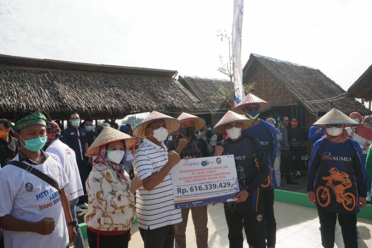 Agrowisata Paloh Naga Dapat CSR Rp 265 Juta dari Bank Sumut