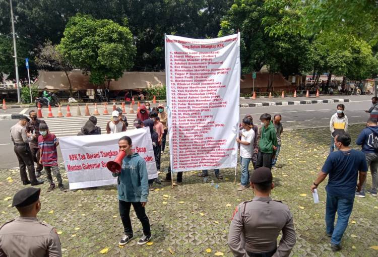 KPK Diminta Tangkap 36 Mantan Anggota DPRD Sumut dan Donatur Suap, Ini Daftarnya