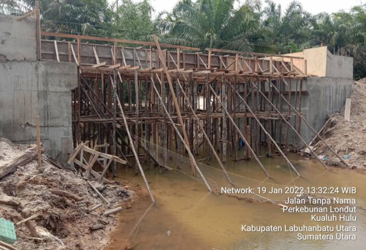 Alasan Hujan dan Banjir, Proyek Jembatan Aek Sordang Hingga Januari 2022 Belum Selesai