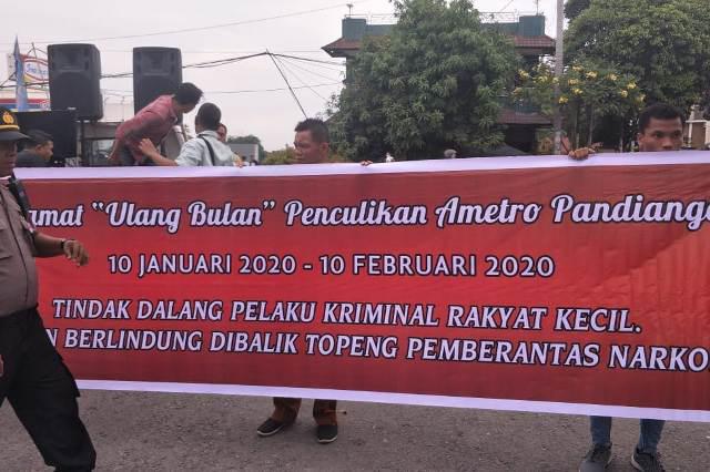 Masyarakat Tapteng Demo: Ada yang mengganggu Pak Kapolda?