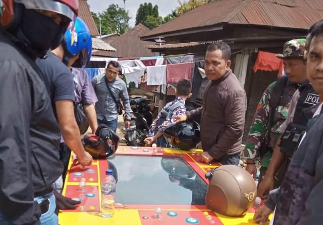 Polisi Gerebek Kampung Narkoba Pondok Banten Sibiru-biru