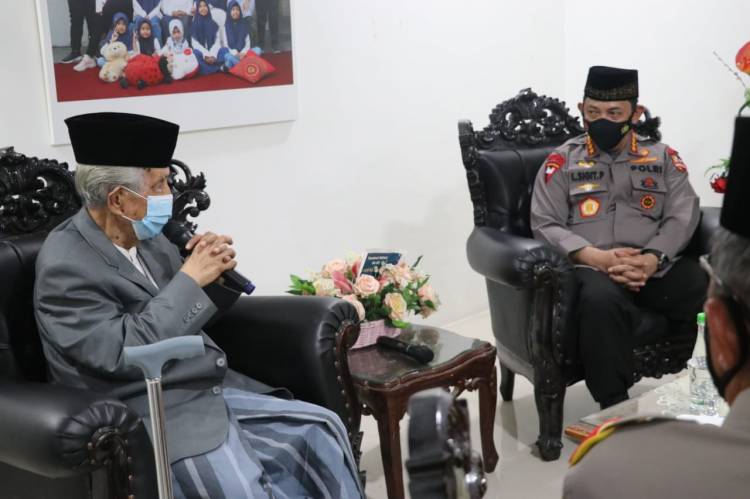 Jenderal Listyo Bertemu Ketua MUI Sulawesi Selatan, Ada Apa?