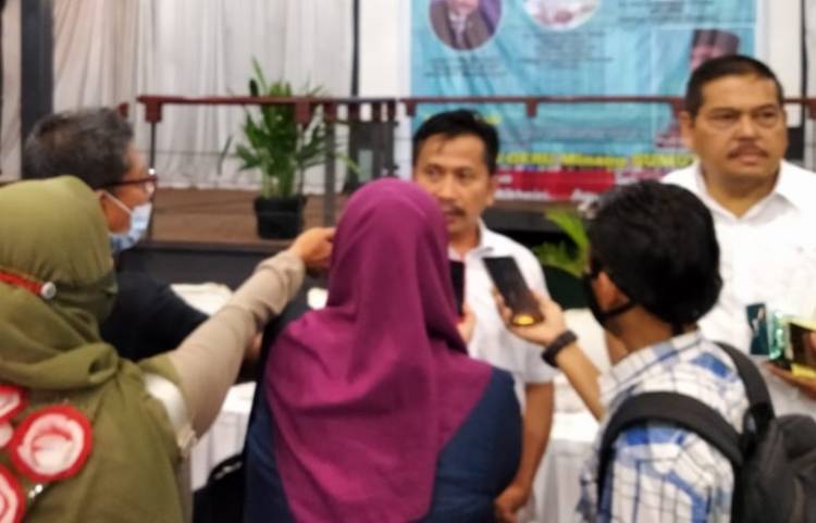 Pemberdayaan Ekonomi Kawasan Pantai Timur Sebuah Keharusan Sejarah