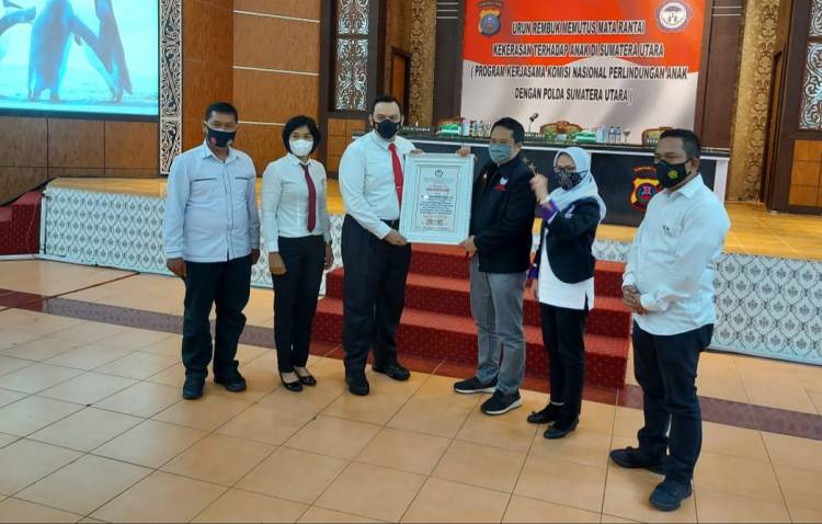 Polrestabes Medan Dapat Penghargaan dari Komnas PA