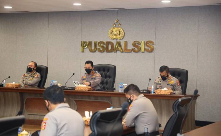 Dampingi Kapolri, Komjen Agus Sampaikan Persiapan PPKM Skala Mikro