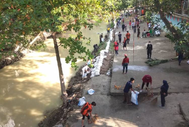 Hari Peduli Sampah Nasional, 1 Ton Lebih Diangkut dari Sungai Babura Medan
