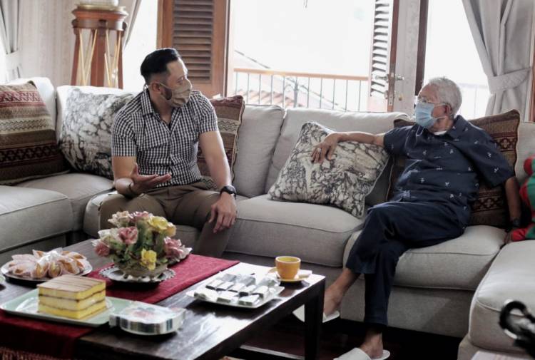 AHY Bertemu Ketum Partai Demokrat Pertama