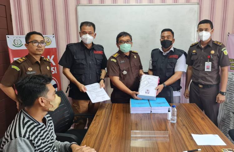 Polrestabes Medan Limpahkan Tersangka Korupsi PT. Pos Indonesia ke Kejari Deliserdang