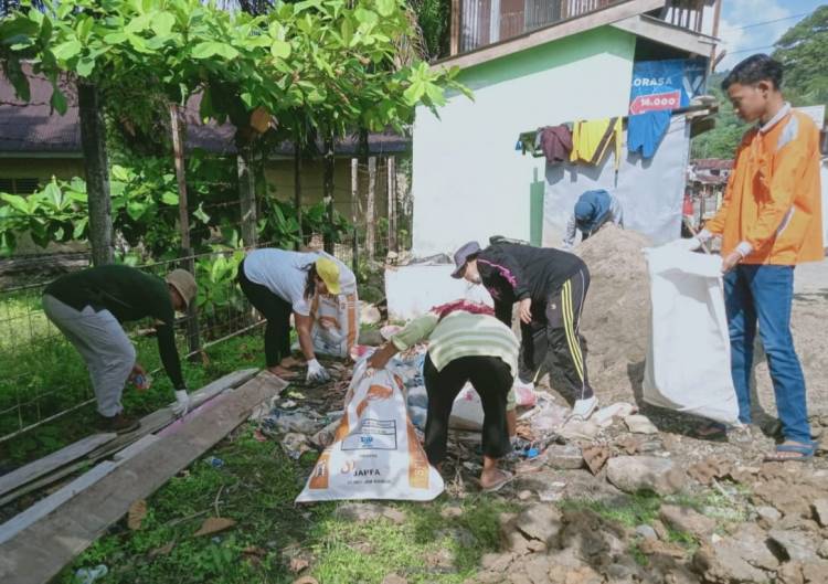 Project Wings Sumatera Kumpulkan 325 Kg Sampah di Bukit Lawang