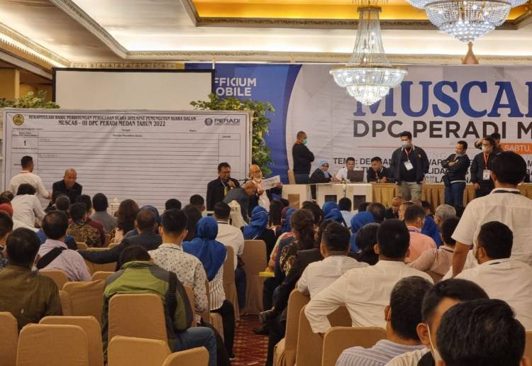 Azwir Agus dan Hermansyah Pimpin DPC Peradi Medan Priode 2022-2027