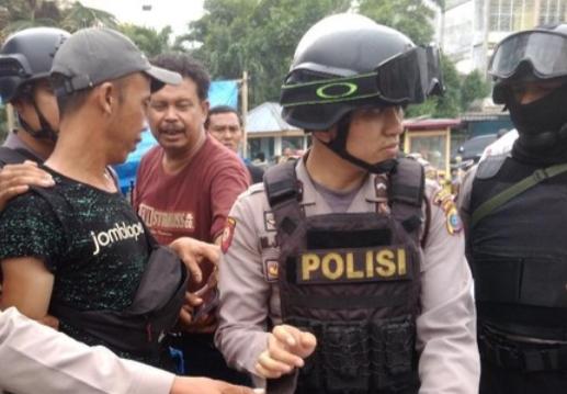 Polrestabes Medan Ringkus 17 Preman Pajak Sambo dan Palapa
