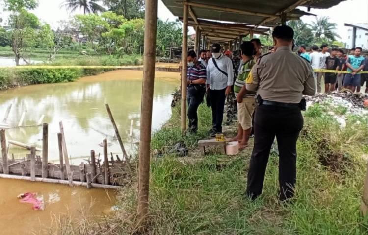 SAS Ditemukan Ngambang di Kolam Ikan Biringdu