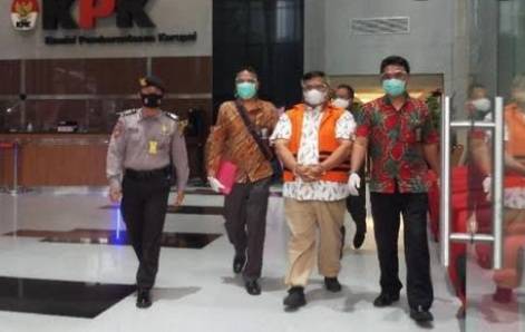 KPK Hanya Tuntut Mantan Bupati Labura 2 Tahun Penjara