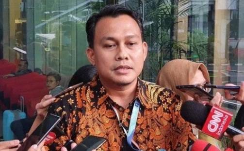 KPK Geledah Kantor PT. AP dan Rumah Terlibat Korupsi Tanah di Cipayung