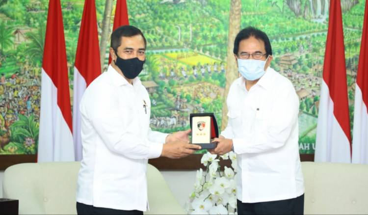 Bertemu Menteri ATR, Komjen Agus Perkenalkan Diri Sebagai Kabareskrim