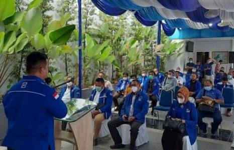 Meski Tak Diundang Fakta Integritas Setia ke AHY, Ketua DPC Tetap Datang ke DPD Partai Demokrat Sumut
