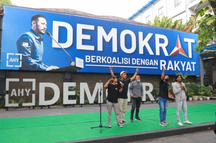 Mimbar Demokrasi, Komika Sindir Peserta KLB Deliserdang