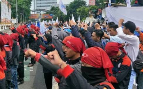 FSPMI Ancam Demo PT. Lonsum di Medan