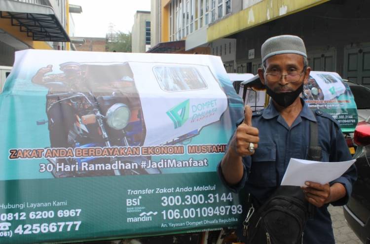 Jelang Ramadan, DDW Bantu Pengemudi Betor di Kota Medan