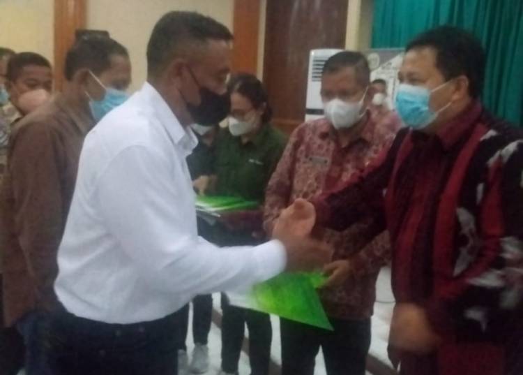 KTH Bhakti Nyata Terima Sertifikat Hutan Kemasyarakatan dari PSKL Sumut