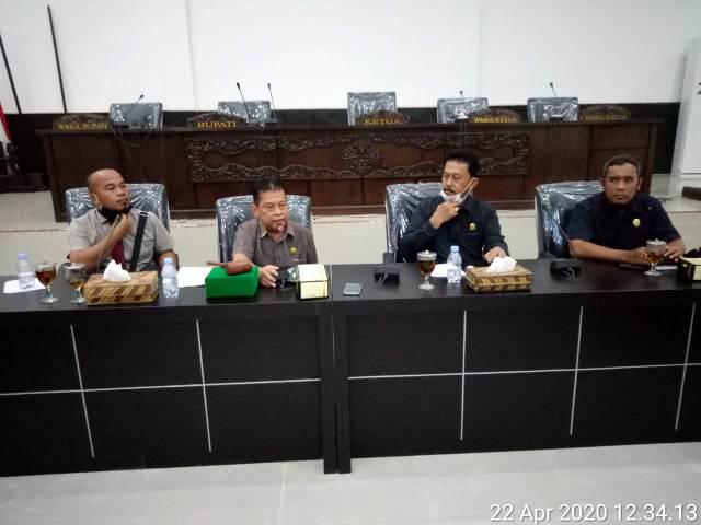 Terkait Prilaku Amoral, DPRD Labura Rekomendasi Pecat Kepala Desa Halimbe