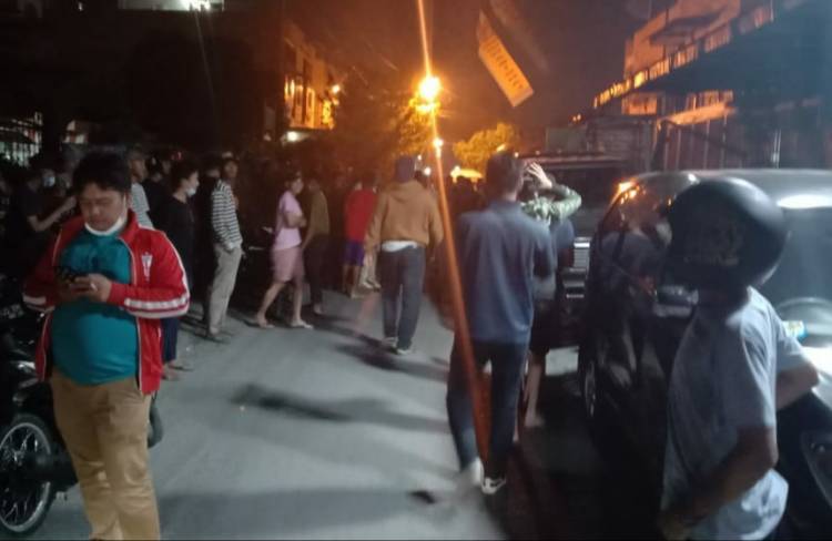 2 Ormas Benterok di Krakatau Medan