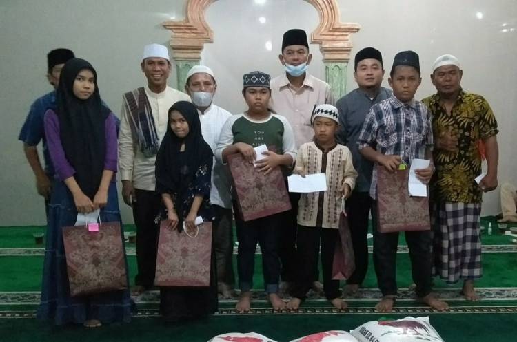 BKM Baiturrahman Peringati Nuzulul Quran dan Berbagi Sedekah