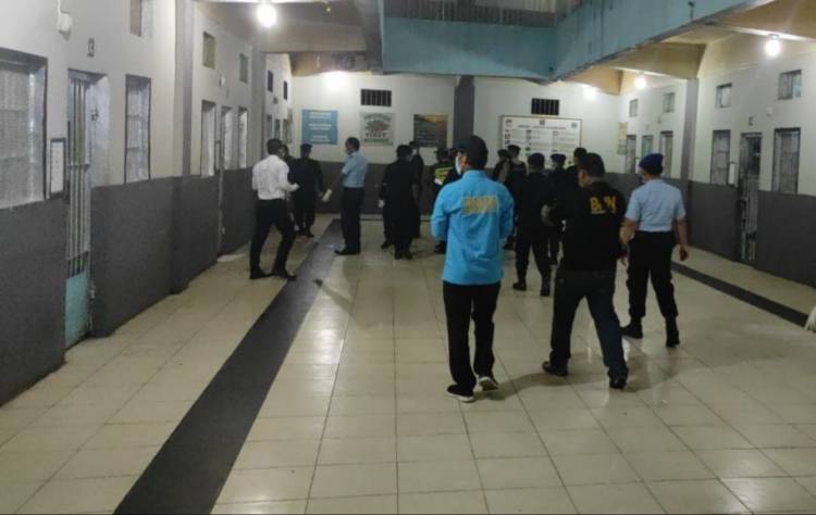 Kamar Napi Lapas Narkotika Siantar Dirazia, Ditemukan Barang Terlarang