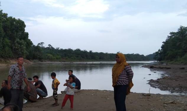 Hanyut di Sungai Batang Serangan, Mayat Romalan Gultom Masih Dicari