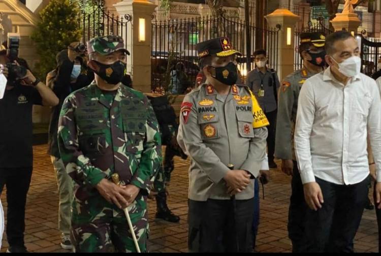 Misa Kamis Putih di Gereja Katedral Medan Dikawal Ketat TNI-Polri