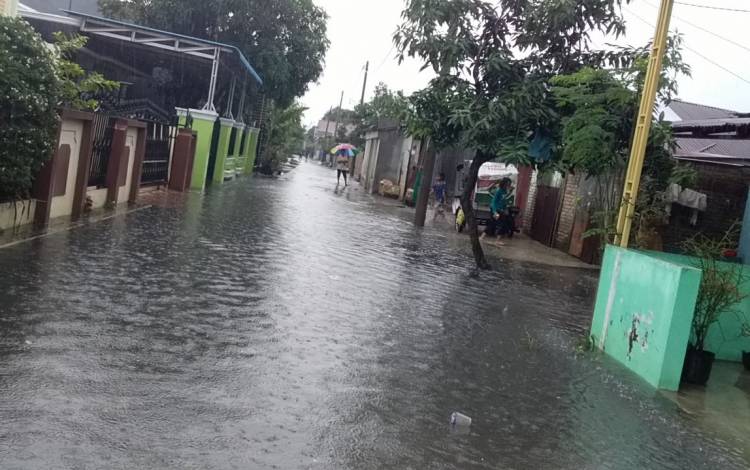 2 Jam Hujan, Kawasan Jermal Medan Denai Terendam Air
