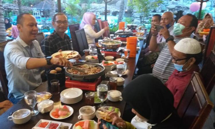 Mantap! FKW Polda Sumut Buka Puasa Bersama di Hotel Danau Toba