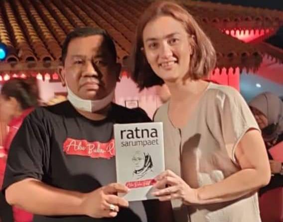 KSJ Hadirkan Atiqah Hasiholan Dalam Peluncuran Buku dan Berbagi Bersama Anak Yatim