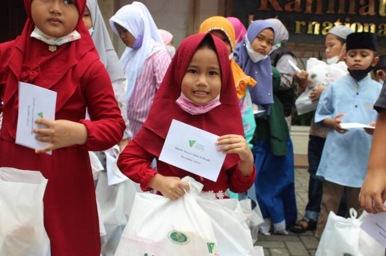 DDW Lukis Senyum Yatim dan Dhuafa ke Museum Rahmat Galeri
