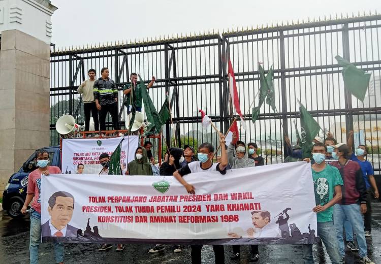 HIMMAH Tolak IKN dan Perpanjangan Jabatan Presiden