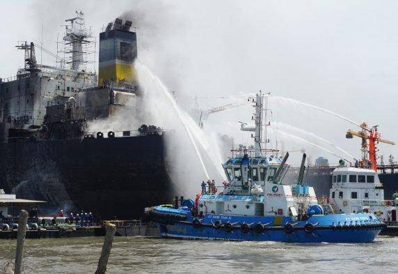 Tim Investigasi Dirjen Perhubla Cari Tahu Penyebab Kapal Terbakar di Belawan