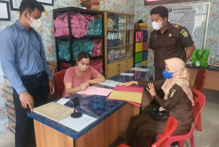 Kejari Medan Segera Limpahkan Berkas Korupsi Notaris Elviera ke Pengadilan Tipikor