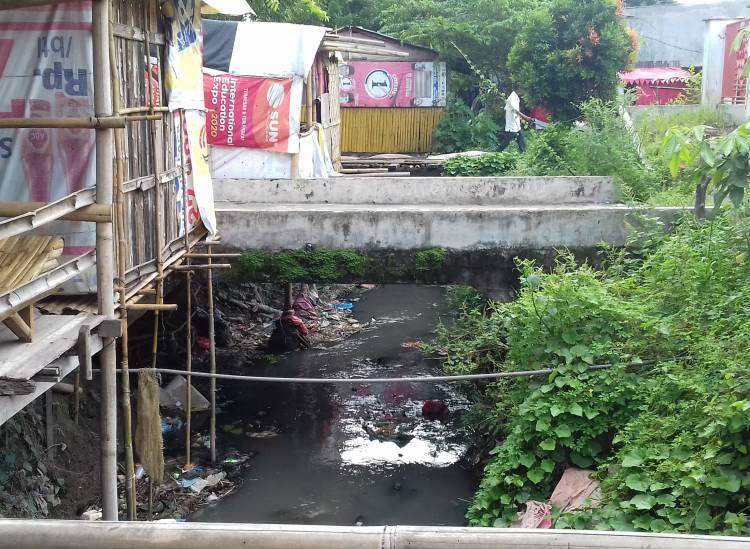 Pemkab Deliserdang Lalai, Drainase Jalan Datuk Kabu Pasar III Tembung Butuh Perbaikan