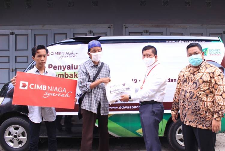 CIMB Niaga Syariah Buat Program Pembagian Semabako dan Ketahanan Pangan