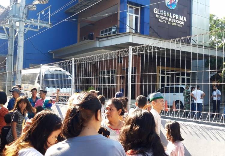 Abang Adik Tewas Dibunuh Ayah Tiri di Gedung Sekolah Global Prima