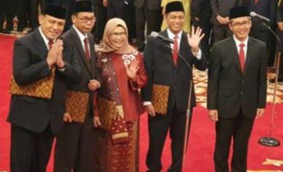 Pimpinan KPK Cengeng Seperti Anak Kecil
