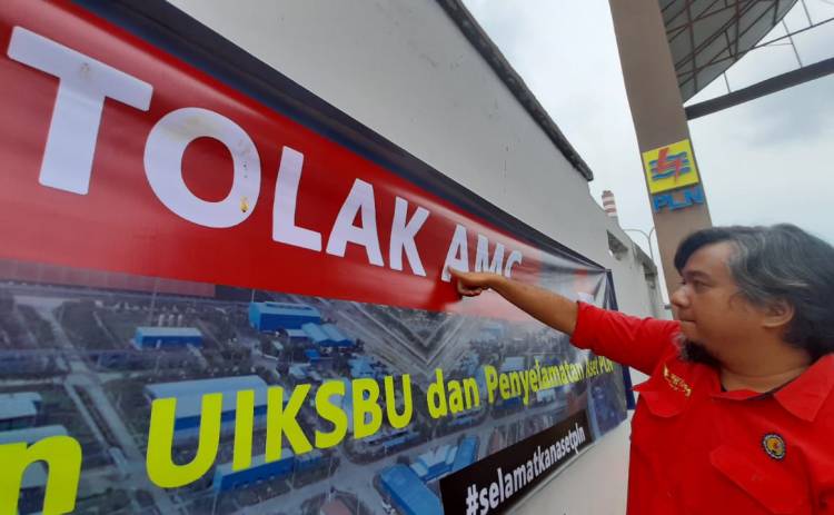 Pegawai PLN UPK Pangkalan Susu Aksi Cap Darah Tolak AMC ke IP