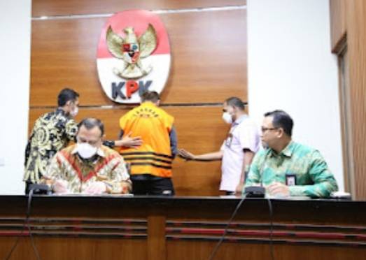 2 Terdakwa Korupsi Jalan Lingkar Bukit Batu Divonis 4 Tahun dan Bayar Uang Pengganti Rp114,5 Miliar