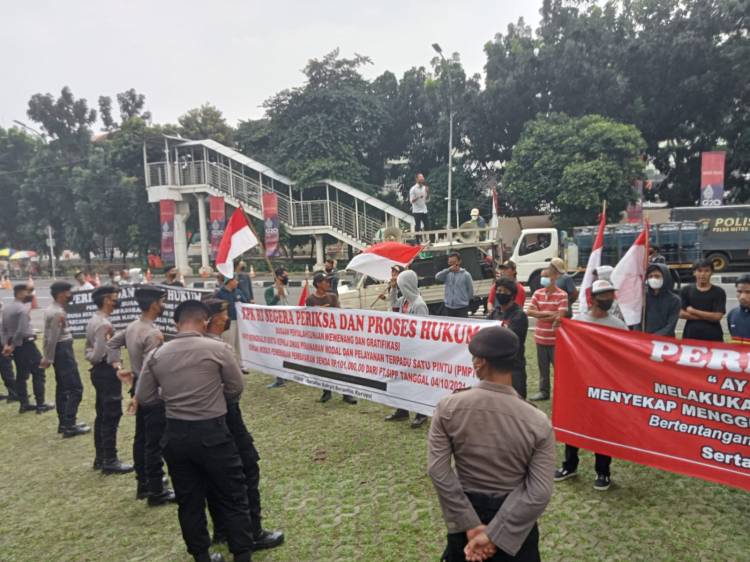 Gerbrak Demo Bupati Bengkalis dan PNS KLHK Diduga Terlibat Suap PT Bintang Mas di Jakarta