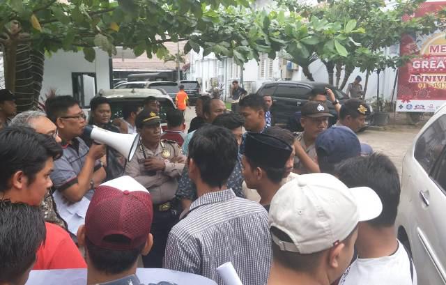 Ngotot, Mahasiswa Minta Walikota Medan Tutup Spa Tak Berizin