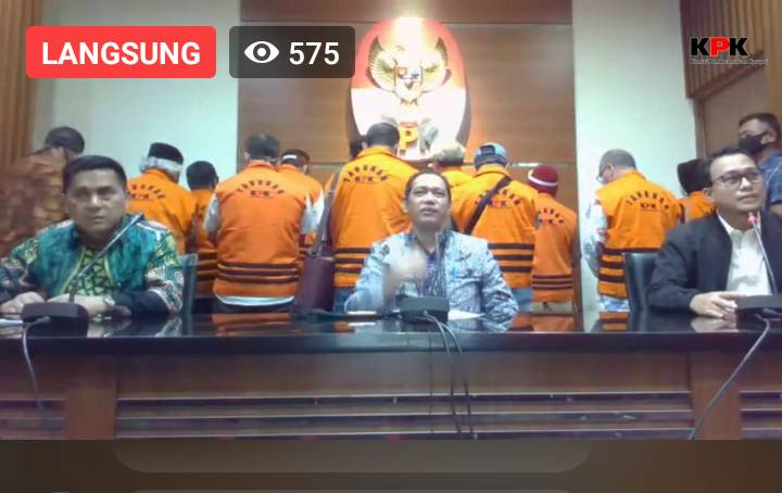 KPK Tahan 14 Tersangka Mantan Anggota DPRD Sumut