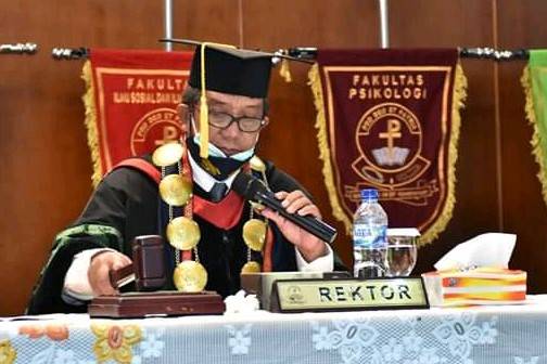 Universitas HKBP Nommensen Medan Gelar Wisuda Secara Online